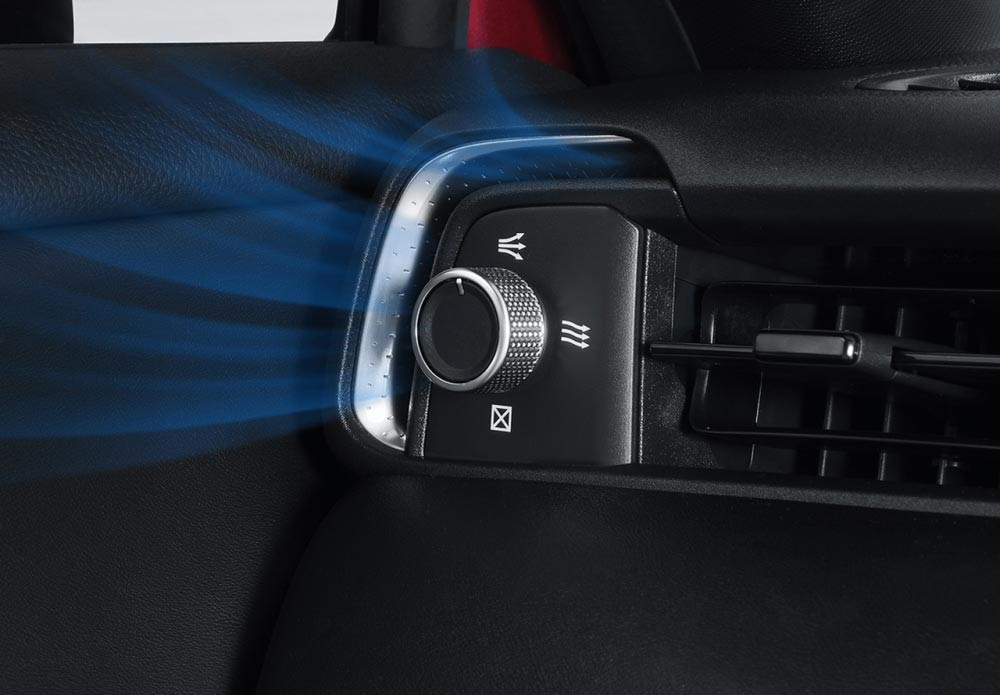 Air Diffusion Outlet
Semakin mudah untuk mengatur arah dari angin A/C dengan fitur Air Diffusion Outlet.