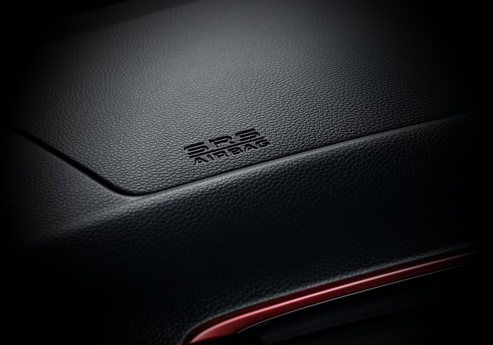 6 Airbags
Mengemudi dengan Honda WR-V semakin aman dengan fitur 6 airbags untuk tipe RS with Honda Sensing, dan 4 airbags untuk tipe RS dan E.