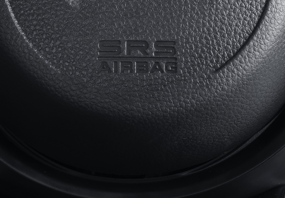6 Airbags
Sistem keamanan 6 Airbags (front, side & side curtain) pada tipe RS dan 4 Airbags (front & side) pada tipe SE, E, yang akan melindungi Anda secara menyeluruh dari berbagai sisi.