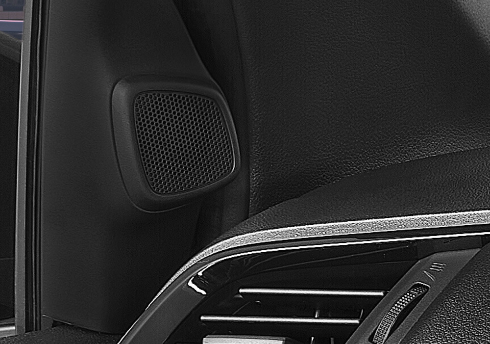 Tweeter Speaker
Nikmati kualitas audio yang lebih berkarakter dengan penambahan Tweeter Speakers.

Dengan kualitas audio yang jernih, bikin perjalananmu semakin menyenangkan bersama New Honda Brio!