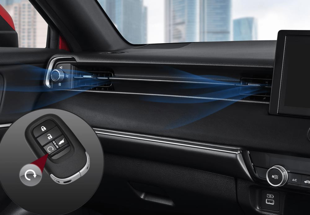 Remote Engine Start
Nyalakan mesin dari luar mobil dengan fitur ini. A/C juga akan otomatis menyala agar kabin menjadi sejuk saat Anda masuk ke kabin.