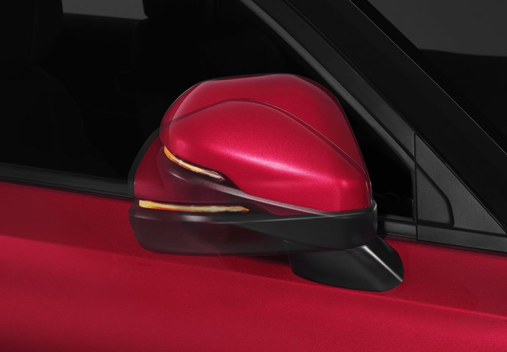 Auto Foldable Door Mirror with LED Turning Signal
Berkendara semakin praktis dengan fitur Power Retractable Door Mirror.
Selain itu, mobil ini juga dilengkapi LED Turning Signal yang terpasang pada spion dan berfungsi untuk memberikan aba-aba kepada pengendara lain saat Anda berbelok.